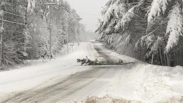 Maine heavy snow